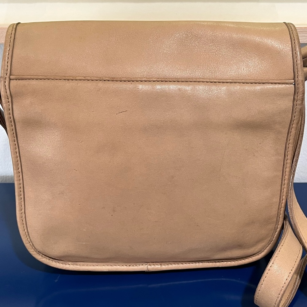Coach Taupe Tailored Leather Purse Flap Bag #4110 Lightweights Vintage 80s 90s. - Picture 5 of 10